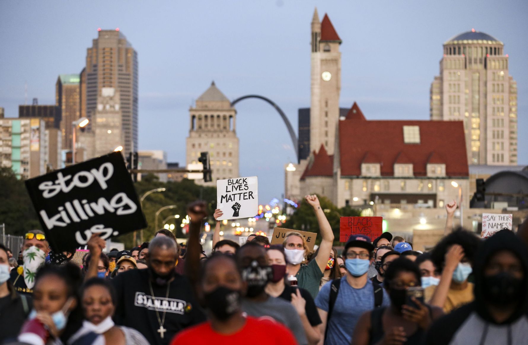Protesters hold vigil for Breonna Taylor